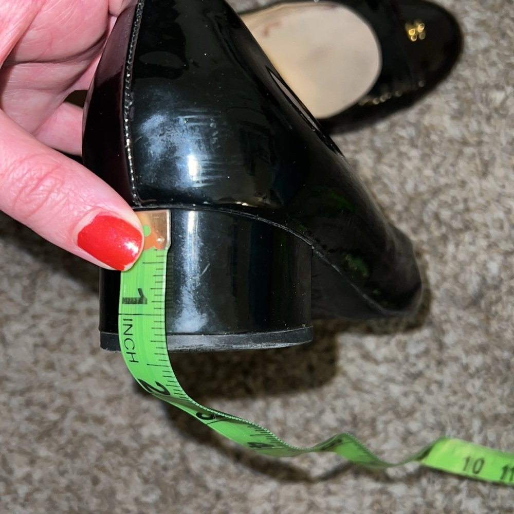 CHANEL Black Patent Leather Cap-Toe Ballet Flats - Picture 15 of 16